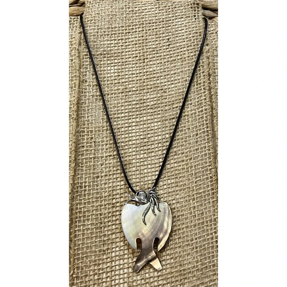 925 Sterling Silver Signed Pendant Necklace Roadrunner Bird MOP Bird Lovers